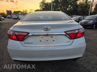 2017 Toyota Camry - miniatura 4