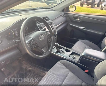 2017 Toyota Camry LE - miniatura 9