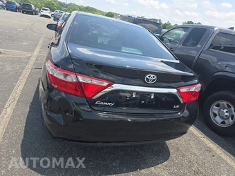 2017 Toyota Camry LE - miniatura 5