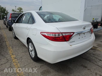 2017 Toyota Camry LE - miniatura 6