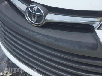 2017 Toyota Camry LE – miniatura 25