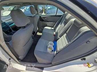 2017 Toyota Camry LE - miniatura 13