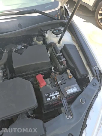 2017 Toyota Camry LE - miniatura 27