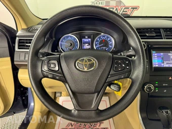 2017 Toyota Camry LE - miniatura 13