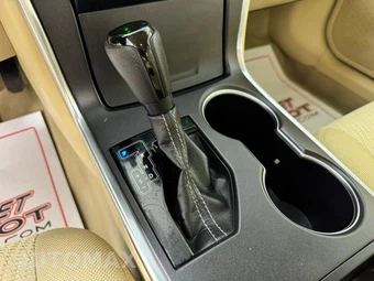 2017 Toyota Camry LE - miniatura 20