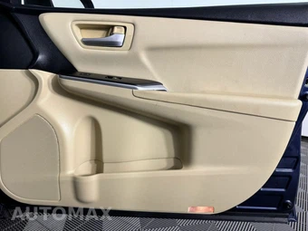 2017 Toyota Camry LE - miniatura 35