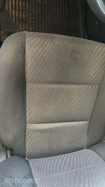 2017 Toyota Camry LE – miniatura 25