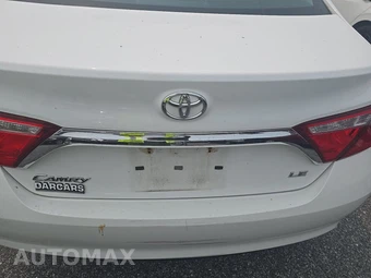 2017 Toyota Camry LE – miniatura 16