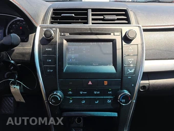 2017 Toyota Camry SE – miniatura 11