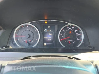 2017 Toyota Camry SE – miniatura 12