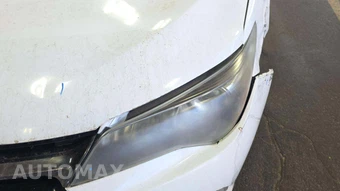 2017 Toyota Camry SE – miniatura 36