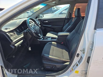 2017 Toyota Camry SE – miniatura 7