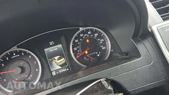 2017 Toyota Camry SE – miniatura 18