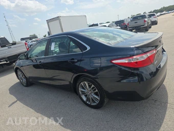 2017 Toyota Camry SE - miniatura 6