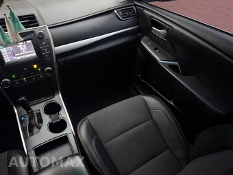 2017 Toyota Camry SE - miniatura 19