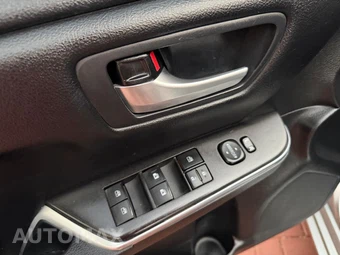 2017 Toyota Camry SE - miniatura 37
