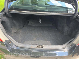 2017 Toyota Camry SE – miniatura 14