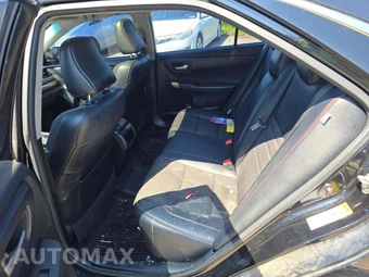 2017 Toyota Camry SE – miniatura 10