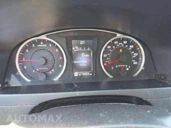 2017 Toyota Camry SE – miniatura 6