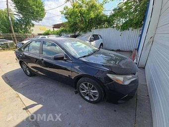 2017 Toyota Camry SE - miniatura 4