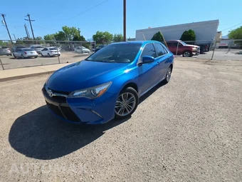 2017 Toyota Camry SE