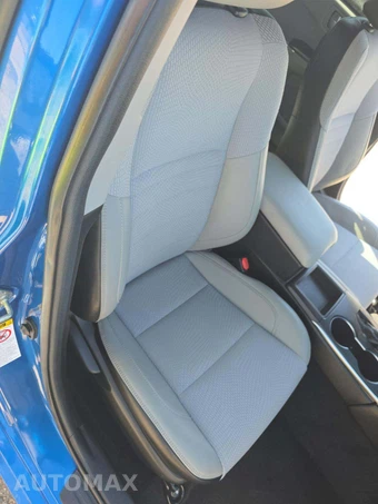 2017 Toyota Camry SE - miniatura 15