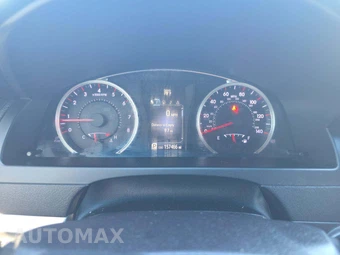 2017 Toyota Camry SE - miniatura 6