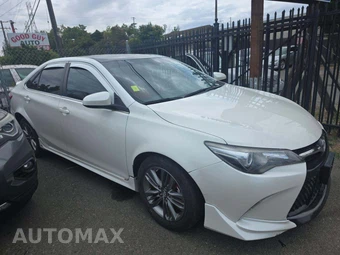 2017 Toyota Camry SE - miniatura 4