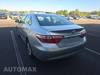 2017 Toyota Camry SE - miniatura 6