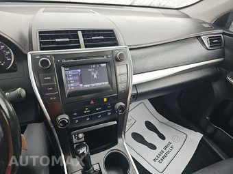 2017 Toyota Camry SE - miniatura 11