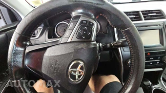 2017 Toyota Camry SE - miniatura 36