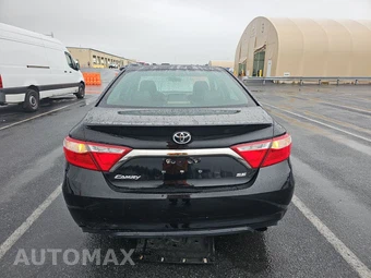 2017 Toyota Camry SE - miniatura 5