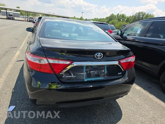 2017 Toyota Camry SE - miniatura 5