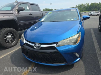 2017 Toyota Camry SE - miniatura 2