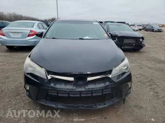 2017 Toyota Camry SE - miniatura 2