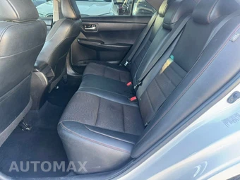 2017 Toyota Camry SE - miniatura 14