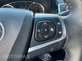 2017 Toyota Camry SE - miniatura 22