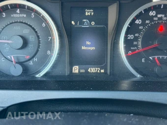2017 Toyota Camry SE - miniatura 23