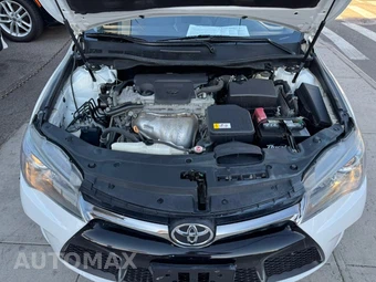 2017 Toyota Camry SE - miniatura 25
