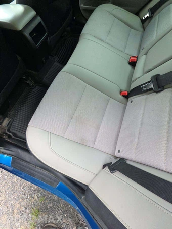 2017 Toyota Camry SE - miniatura 18