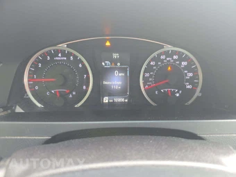 2017 Toyota Camry SE - miniatura 6