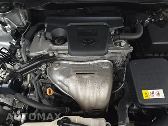 2017 Toyota Camry SE - miniatura 15