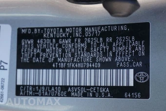 2017 Toyota Camry XLE - miniatura 14