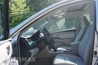 2017 Toyota Camry XLE - miniatura 16