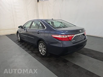 2017 Toyota Camry XLE - miniatura 6