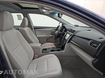 2017 Toyota Camry XLE - miniatura 8