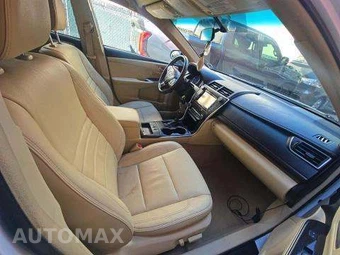2017 Toyota Camry XLE - miniatura 17