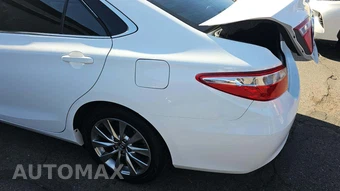 2017 Toyota Camry XLE - miniatura 25
