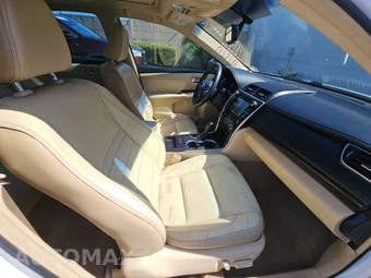 2017 Toyota Camry XLE - miniatura 8