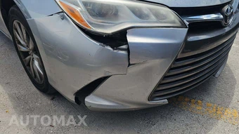2017 Toyota Camry XLE – miniatura 36